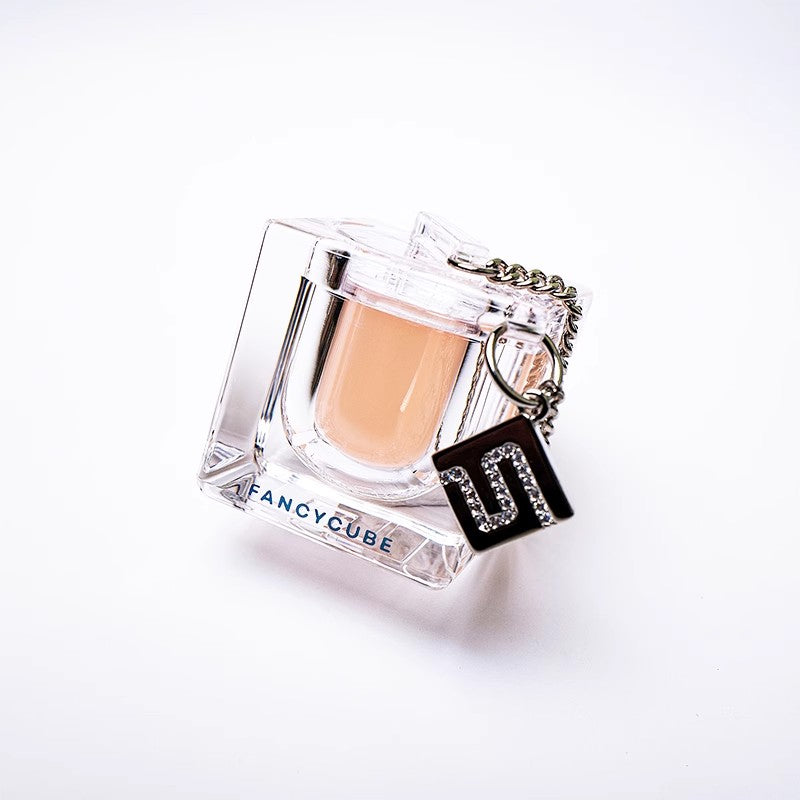 FancyCube Glossing Balm product detail